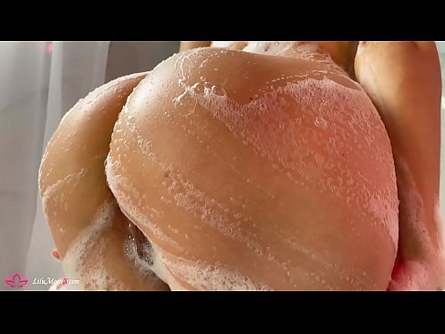 ❤️ Brunette Masturbates obo pẹlu Vibrator to Intense Orgasm ni Shower ❤ Ohun onihoho ti ile ❌️